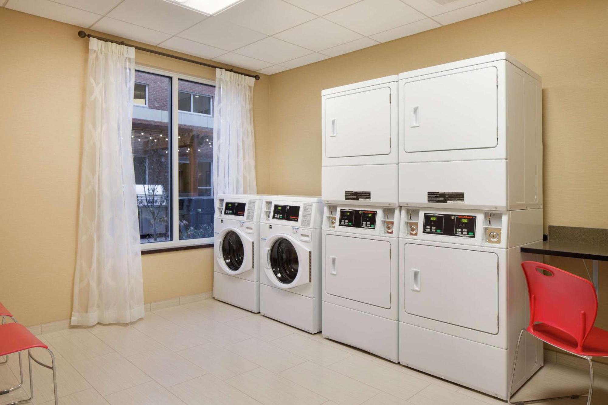 Homewood Suites By Hilton Kalamazoo-Portage Экстерьер фото